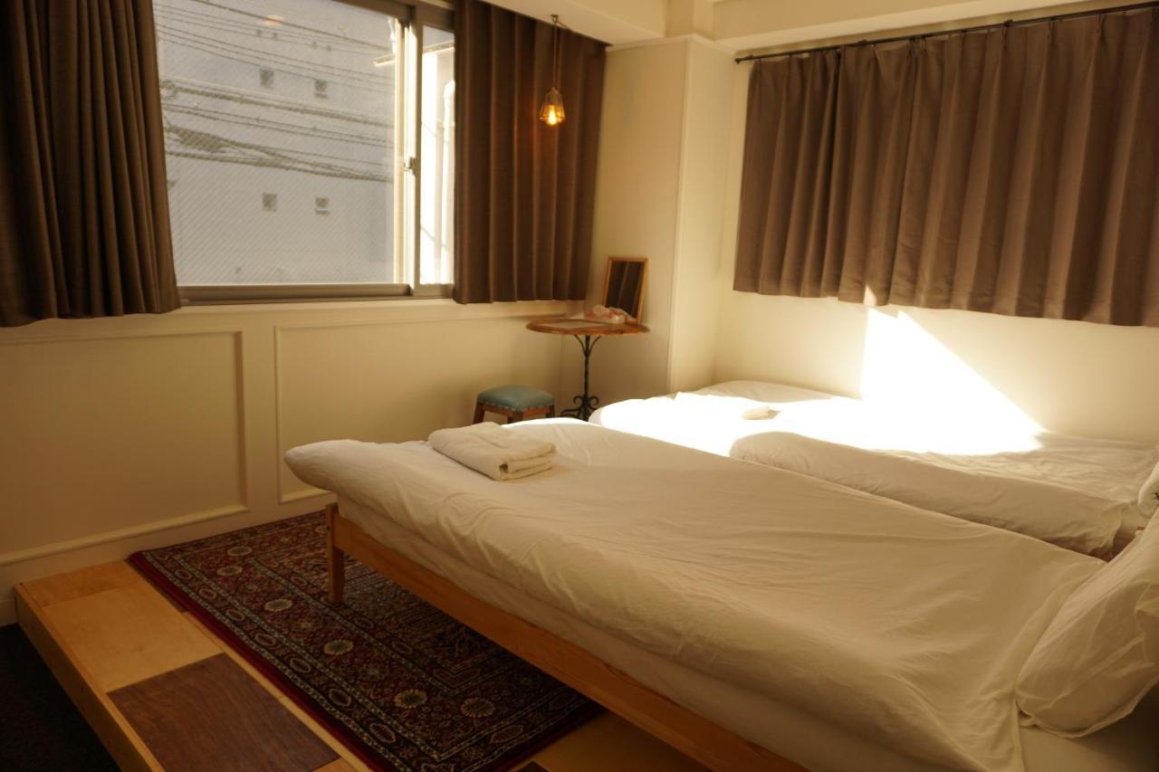 Beehive Hostel Osaka Exterior photo
