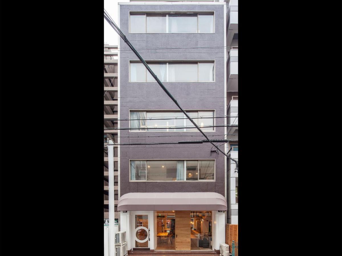 Beehive Hostel Osaka Exterior photo