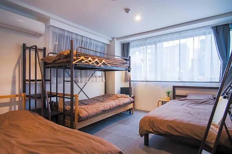 Beehive Hostel Osaka Exterior photo